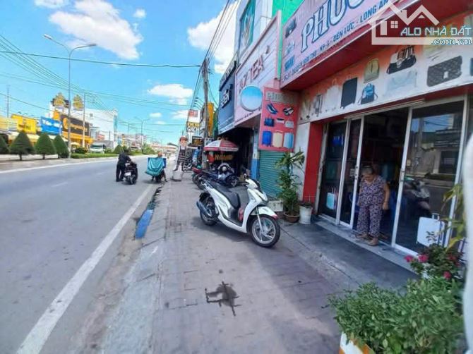 Ngộp Bán Mặt Tiền Kinh Doanh Nguyễn Hữu Thọ,Thị trấn Bến Lức, Giá 7 Tỷ 5, SHR