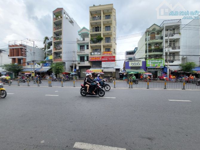 Bán tòa nhà MT thành phố Biên Hòa, Đồng Nai; 8.5x40m; Hầm 7 tầng, giá siêu rẻ 36 tỷ.