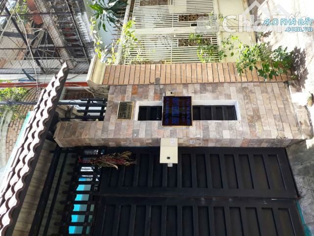 Bán nhà hẻm xe hơi TÔ HIẾN THÀNH, P.13, Q.10, DT: 6x18m, KC: 4 tầng,