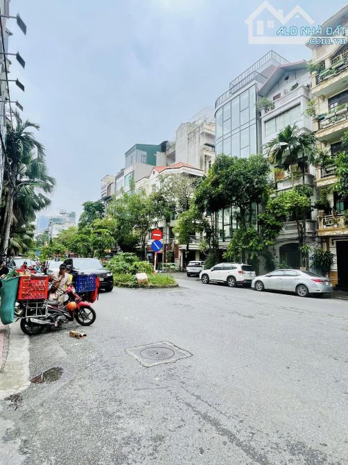 Hiếm !! Mặt phố Đặng Thùy Trâm-Phạm Tuấn Tài, dòng tiền 40tr/th, 76m2 mt gần 5m, giá 30 tỉ