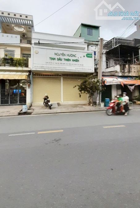 Nhà mặt tiền Phú Châu, thuận tiện kd đa ngành, sẵn 3pn 3wc