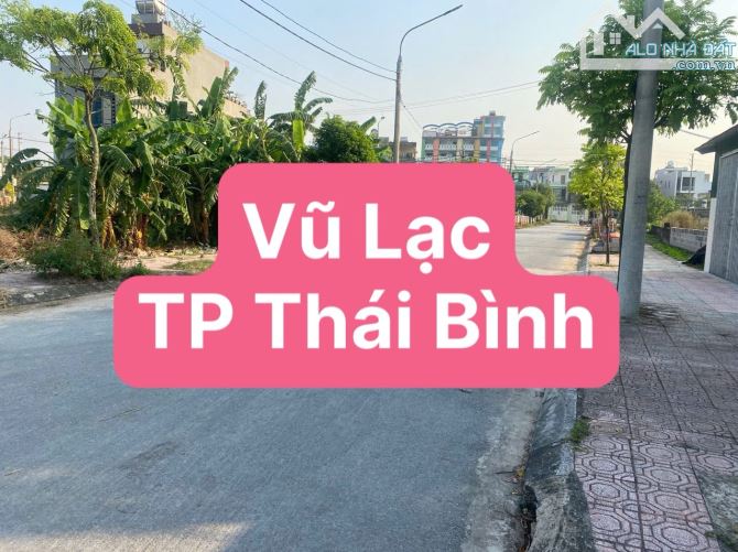 Đất Cách TDC Vũ Lạc chỉ 30-40m, đường lớn thuận tiện.