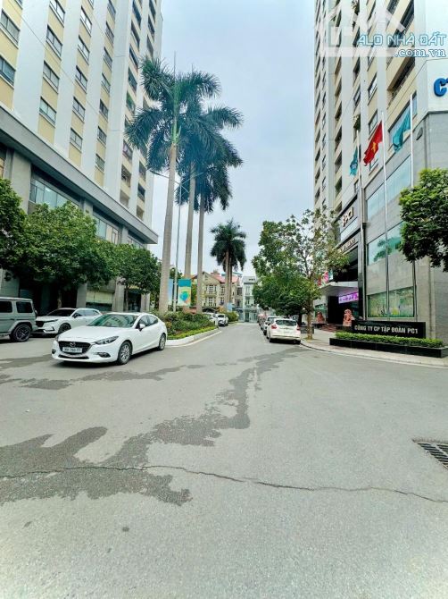 Căn Hộ Chung Cư Nàng Hương Nguyễn Trãi, Q.Hà Đông 140m 7Tỷ 3PN Lô Góc Tầng Thấp