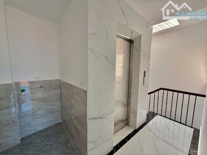 💥Phố Vip Nguyên Hồng, Xây Mới, Phân Lô, Ôtô Tránh, Kinh Doanh Đỉnh, 7 Tầng Thang Máy - 2