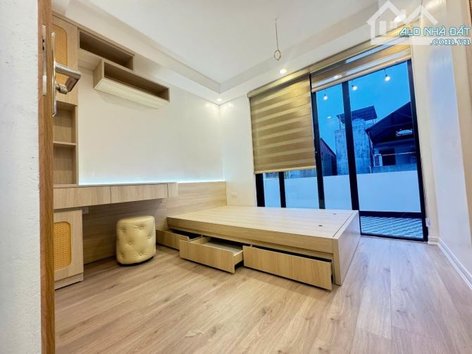 Nhà đẹp ở ngay phố Giáp Bát ngõ nông 30m ra đường 30m2*5T giá 5.38 tỷ Hoàng Mai - 1