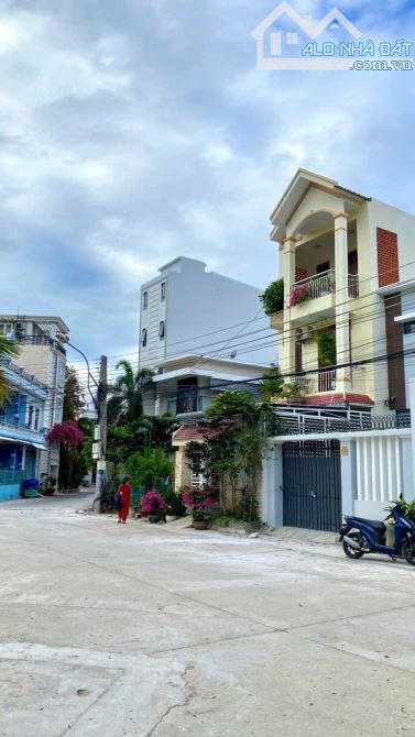 BÁN ĐẤT ĐẸP VIEW CÔNG VIÊN HÒN XỆN – NHA TRANG PHÙ HỢP AN CƯ – 73M² CHỈ 2.8 TỶ - 1