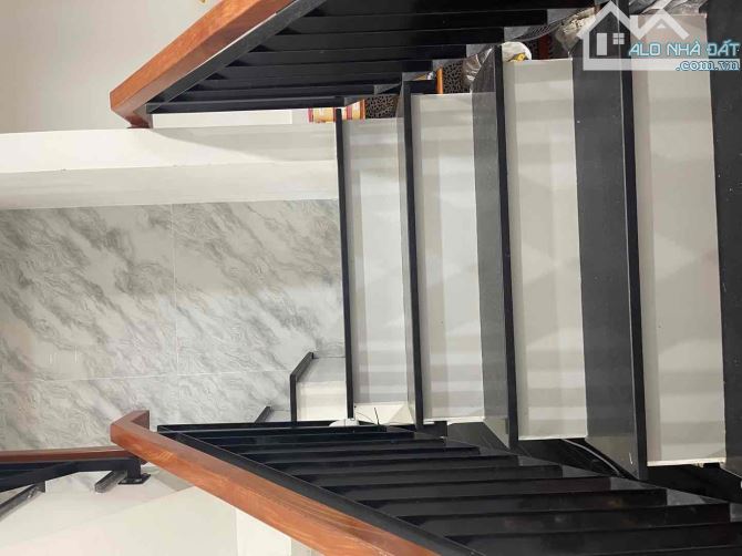 Bán nhà  đường 2-9  dt 70 m2 ngang 3.5 m 2 tầng giá 5 tỷ - 1