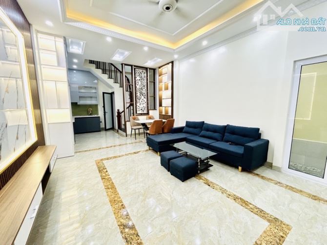 NHÀ MỚI MINH KHAI - HAI BÀ TRƯNG, 45M² X 5 TẦNG, GẦN Ô TÔ, FULL NỘI THẤT - 1