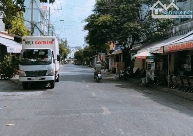 Kẹt NH bán gấp biệt thự ngang 7m khu K26 Lê Đức Thọ P6, DT 7x15m, 3 lầu, NTCC, 16.5 tỷ TL - 1