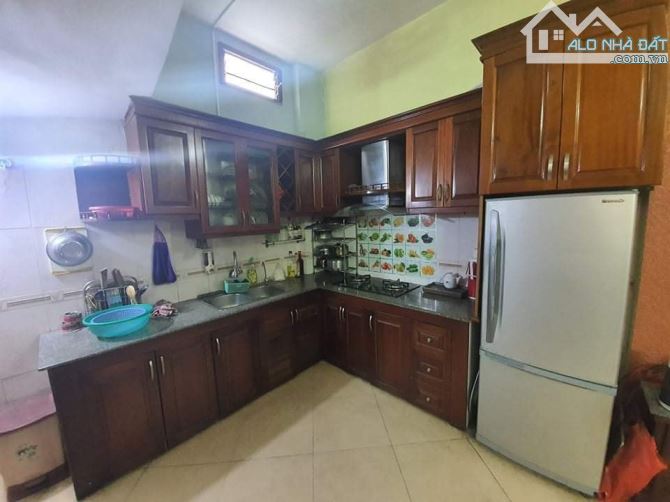2 mặt ngõ – Cách Phố Khương Đình đúng 2 nhà– Chỉ 7tỷ8 diện tích 40.6m2! - 1