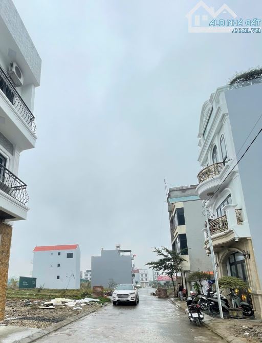 Bán đất phân lô dịch vụ Di Trạch 82.5 m2. - 1