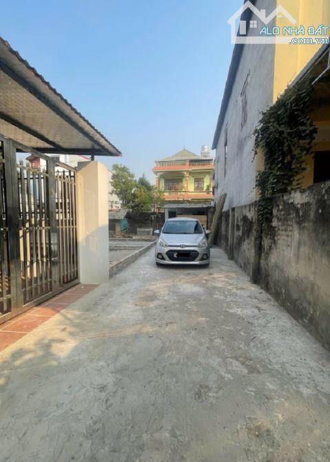 BÁN ĐẤT NAM HỒNG ĐÔNG ANH. OTO VÀO. DT: 65M - 1