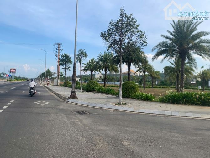 Gấp ! Ngợp Ngân Hàng cần bán lô đất Mặt tiền 36m dự án Mỹ Khê Angkora Tịnh Khê giá giá rẻ. - 1