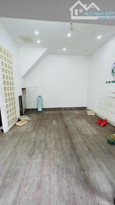 Bán nhà mặt phố Thanh Nhàn, Hai Bà Trưng, tiện kinh doanh, 4 tầng 25m2 giá 15.2 tỷ - 1