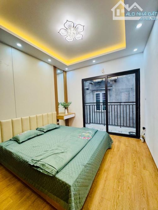 MẶT NGÕ MINH KHAI - 30M RA PHỐ ÔTÔ TRÁNH - 2 THOÁNG TRƯỚC SAU - 45M2 - GIÁ 8.1 TỶ - 1