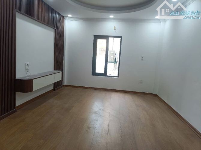 NHÀ ĐẸP NGỌC HỒI 36M2 - 5 TẦNG MỚI CỨNG - 50M RA Ô TÔ TRÁNH - FULL TIỆN ÍCH - 5.9 TỶ - 1