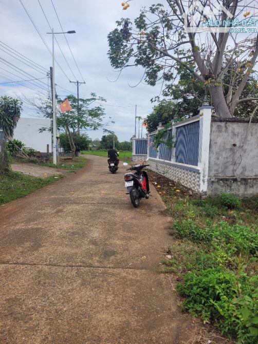 1sao6 đất ngay trung tâm huyện, phủ hồng, giá 2ty680 - 2