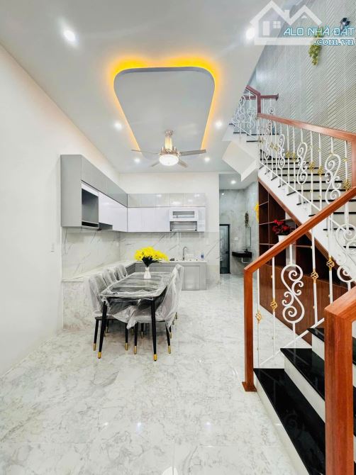 ♦♦♦ LIÊN CHIỂU.NHÀ 2 TẦNG MỚI XÂY,ĐẸP-XINH,KIÊN CỐ,HIỆN ĐẠI. KIỆT Ô TÔ - RÔNG 5,5M.ĐƯỜNG.T - 2