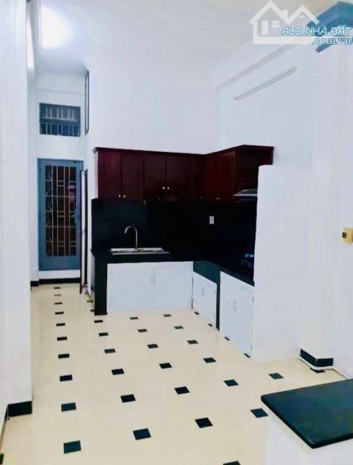 🏡 Hẻm xe hơi phố Lê Văn Sỹ, Phú Nhuận - 4 tầng (4PN+3WC) - 47m2 (3x15.6). - 2