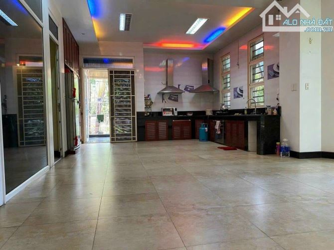 Bán Biệt Thự Vườn 25M X45M.Mặt Tiền Đường Lê Thị Riêng, Phường Thới An.Q12 - 2