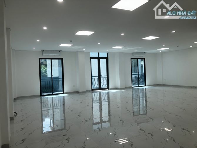 Mễ Trì cho thuê văn phòng siêu đẹp mới cứng y hệt hình giá chỉ 20 triệu + miễn phí chỗ để - 3