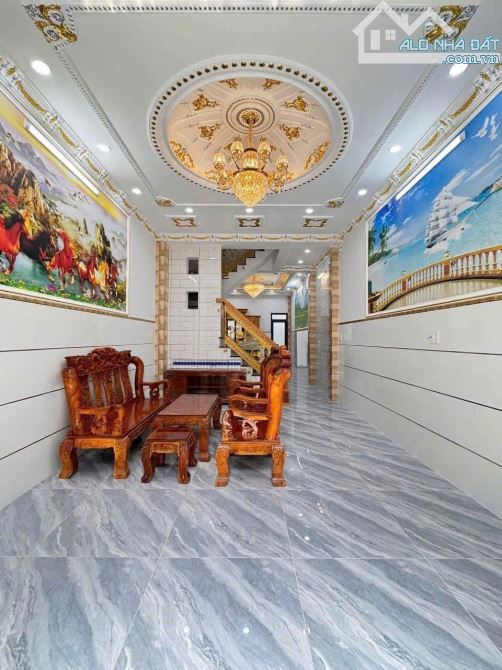 Bình Tân, gần Lê Văn Quới- Nhà đẹp 3 tầng, 68m2 (4x17),ô tô vào nhà - 3