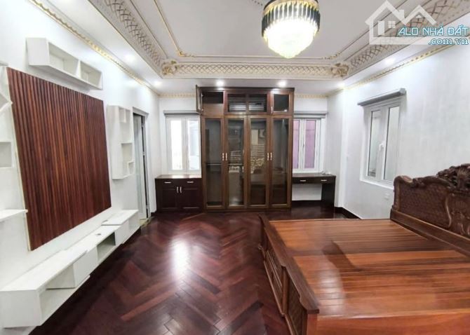 BÁN NHÀ  PHỐ TRẦN ĐĂNG NINH – 2 Ô TÔ TRÁNH – 2 THOÁNG TRƯỚC SAU – 56M - MT 5.5M - KINH DOA - 3