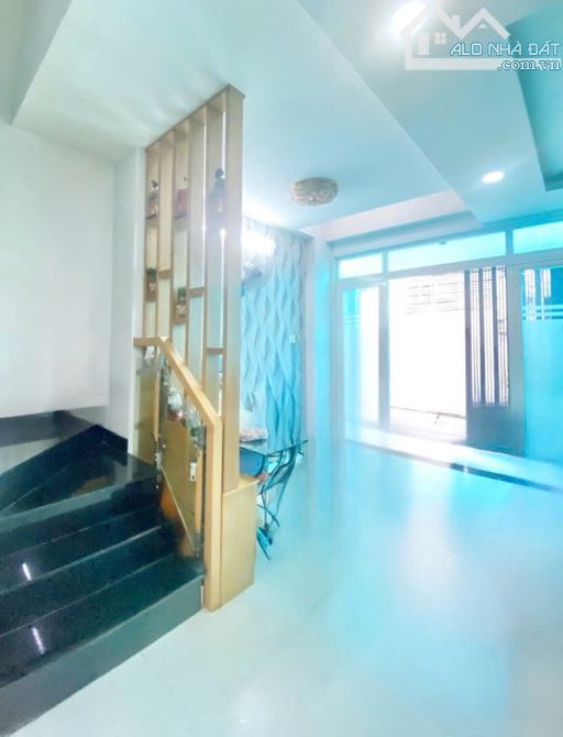 NHÀ 5 TẦNG - ĐẤT THÁNH - P6 TÂN BÌNH - HẺM XE HƠI THÔNG THOÁNG - NGANG 6M - DTCN 47M2 - GI - 4