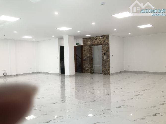 Mễ Trì cho thuê văn phòng siêu đẹp mới cứng y hệt hình giá chỉ 20 triệu + miễn phí chỗ để - 4
