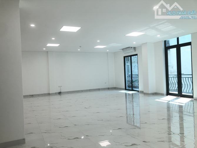 Mễ Trì cho thuê văn phòng siêu đẹp mới cứng y hệt hình giá chỉ 20 triệu + miễn phí chỗ để - 5