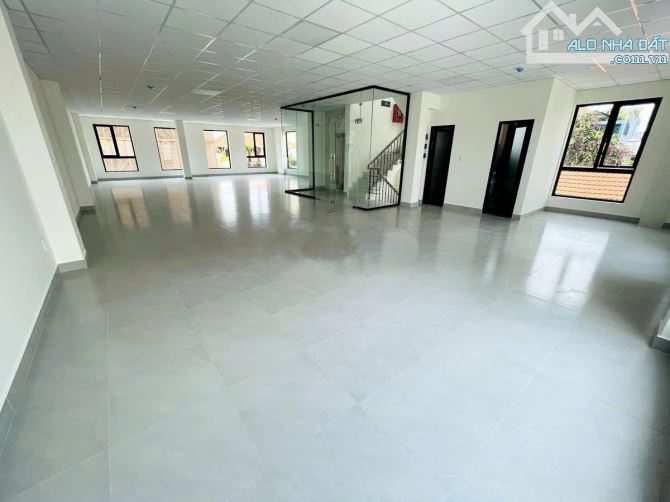 Cho Thuê Tòa Nhà 1000m2 MỚI 100% - MT Trần Nhật Duật,Tân Định, Quận 1 –14mx25m-1H 5L ST TM - 5