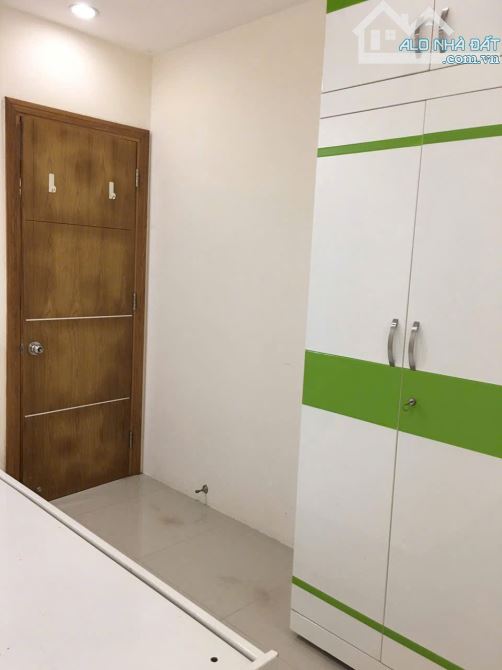 Em cần cho thuê căn hộ Him Lam Chợ Lớn. Diện tích : 90m2, 3pn, 2wc Nhà có sẵn, nhận nhà ng - 5