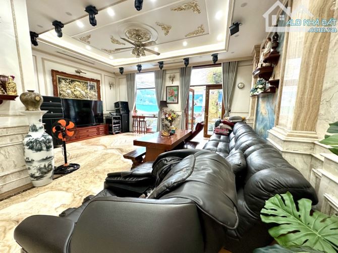 BIỆT THỰ 2 MẶT TIỀN - FULL NỘI THẤT CAO CẤP - ẤP CHIẾN LƯỢC - BHHA BÌNH TÂN -230M2 – 29 TỶ - 6