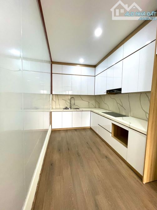 BÁN NHÀ HỒNG MAI,HAI BÀ TRƯNG.44M2*6 TẦNG. 8,x TỶ. LÔ GÓC.THANG MÁY.GẦN PHỐ TIỆN ÍCH ĐỈNH. - 9