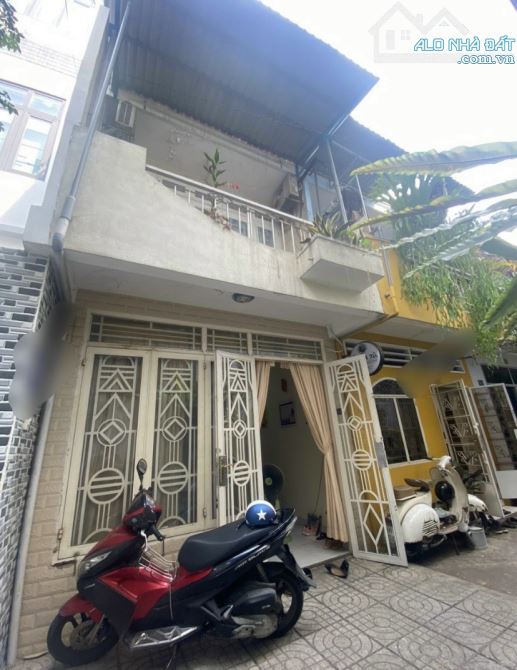 Bán nhà Nguyễn Trung Trực, Nguyễn Thượng Hiền, P5, 33m2, 4.65 tỉ tl