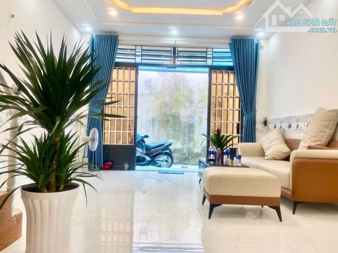 cần bán gấp, VỊ TRÍ SIÊU ĐẸP, dt 42 × 2Tầng, tân thới hiệp  quận 12, giá siêu rẻ