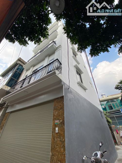 Hàng hiếm - Giá đầu tư - Bán nhà Yên Vĩnh 33m2x5T, lô góc 2 thoáng, 15m ô tô tránh, ở ngay