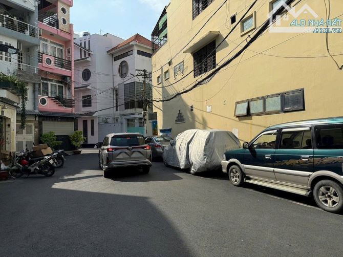 🏠 Bán nhà Đặng Văn Ngữ 📏 Diện tích: Chiều ngang nhà 9m x sâu 3.5m 🏠 Nhà 3 tầng