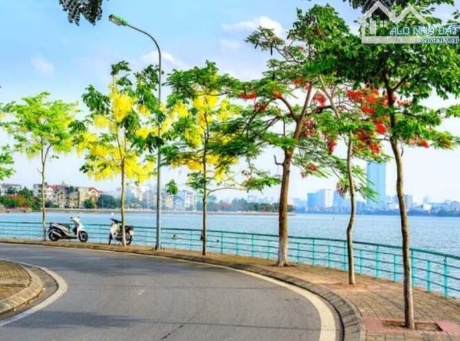 Bán đất chính chủ Tây Hồ 110m2, Mt9m, giá 16,2 tỷ.