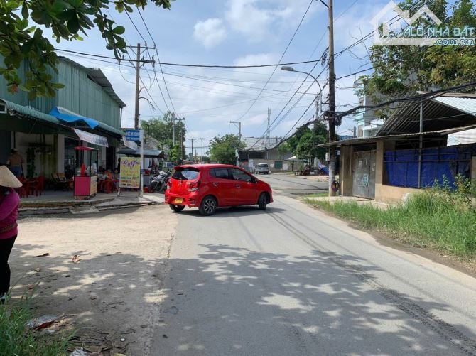 Lô góc 2 mặt tiền đường Bưng Ông Thoàn DT 103m giá tốt