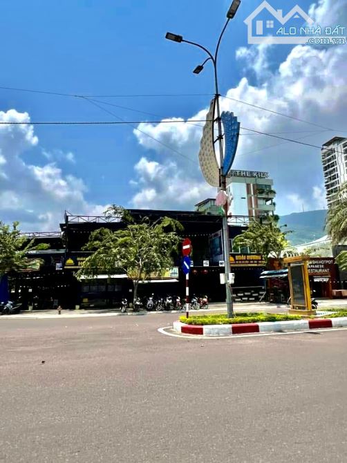 Đất Mặt Tiền , Gần Võ Thị Yến , Khu FLC SEA TOWER , P. Nguyễn Văn Cừ , 95m2 (5*19) 9,x Tỷ