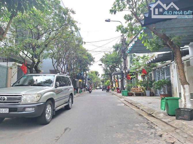 💥 Bán nhà Mặt tiền đường 5m5 gần Đại Học Ngoại Ngữ, DT 75m2 – chỉ 5 tỷ x
