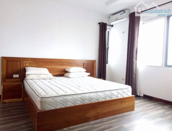 Toà căn hộ Apartment mặt phố Hồng Hà – Hoàn Kiếm, DT 370m2 * 8 tầng, MT 10m, Giá 95 tỷ