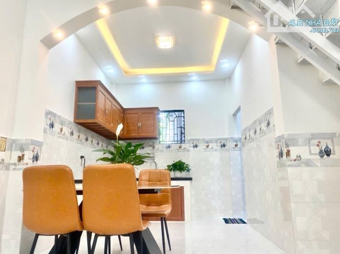 cần bán gấp, VỊ TRÍ SIÊU ĐẸP, dt 42 × 2Tầng, tân thới hiệp  quận 12, giá siêu rẻ - 1