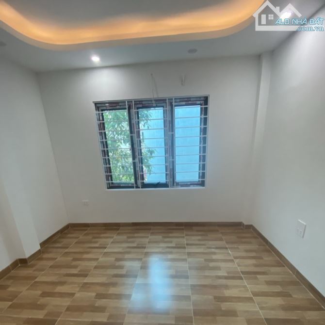 Bán nhà Di Ái, Di Trạch 32m2x5T, lô góc, xây mới, gần phố, dân trí tốt, giá đầu tư - 1