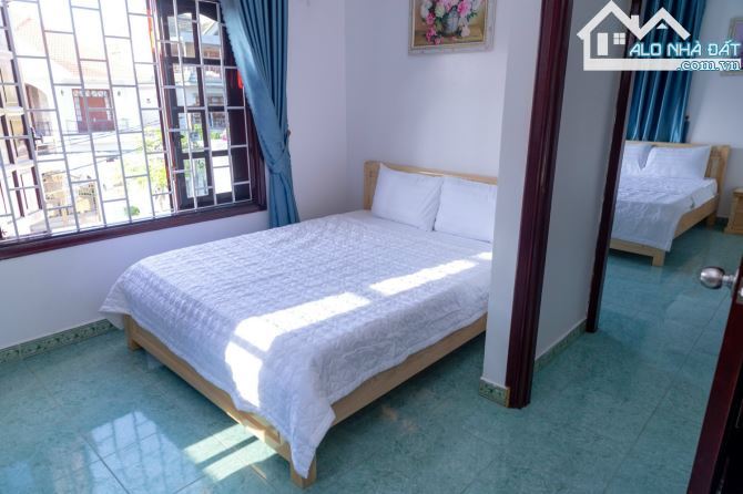 ✅Bán căn Biệt Thự cực đẹp tọa lạc khu biển bãi sau LẠC LONG QUÂN - P.2 - TPVT - Giá 26 tỷ - 1