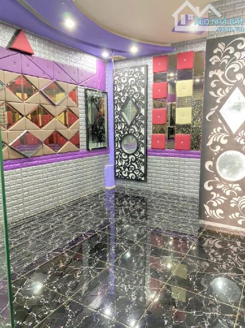 BÌNH TÂN - LÊ VĂN QUỚI - NHÀ 3 TẦNG - HẺM OTO 6M - 1