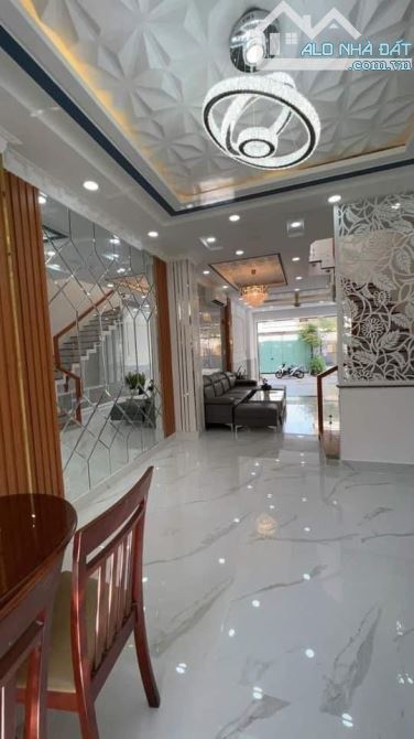 SIÊU PHẨM NHÀ ĐẸP NGAY ĐÀO DUY ANH,PHÚ NHUẬN-GIÁ:3,62TỶ/60m2(4x15m).NHÀ 4 TẦNG KIÊN CỐ. - 2