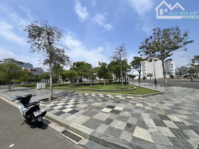 Bán Góc 2mt 374m2 mặt tiền đường lớn Châu Văn Liêm Oceandunes TP Phan Thiết giá 3x tỷ - 5