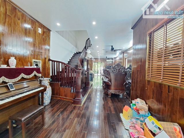 Mặt phố 10m giá rẻ 65m2 giá 12.5 tỷ, Nguyễn Trãi, Thanh Xuân, ô tô kinh doanh - 3